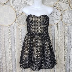 Forever 21 Black and Gold Strapless Mini Dress